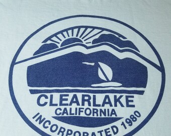 a sign for Clear Lake, California